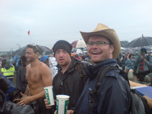 naked guy glasto