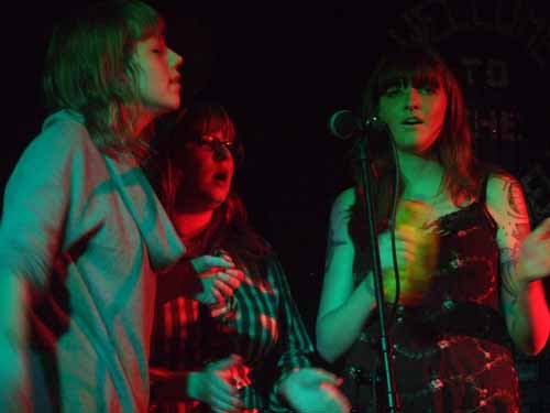 vivian girls